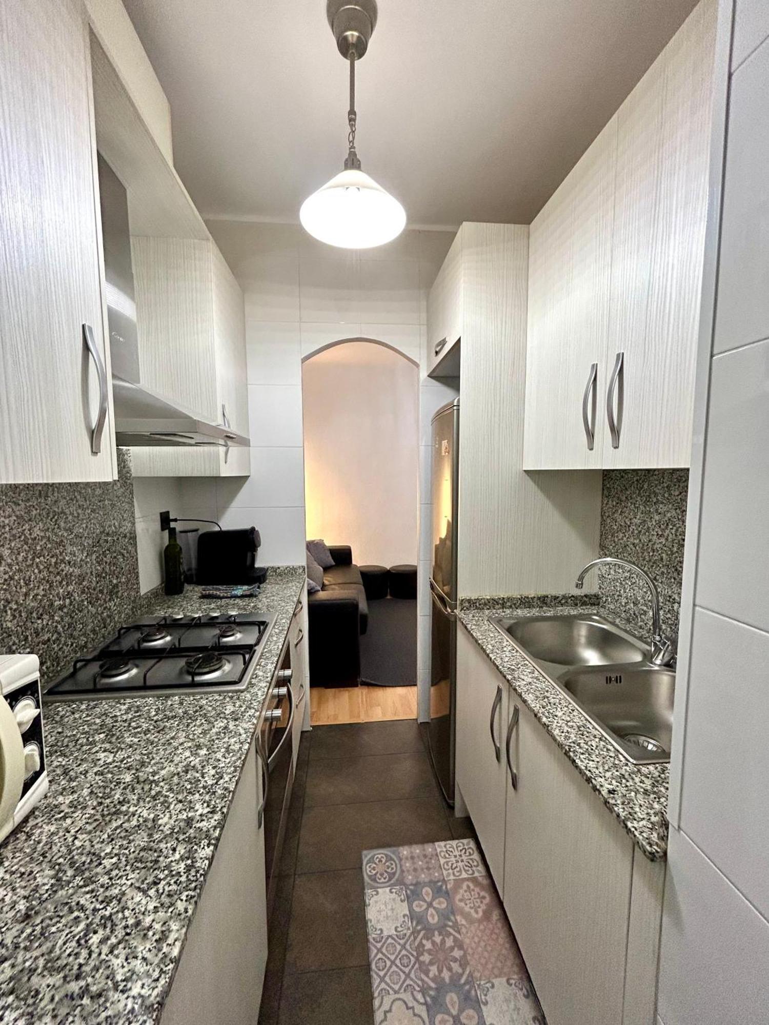 Apartment Carrer D'Olesa Барселона Екстериор снимка