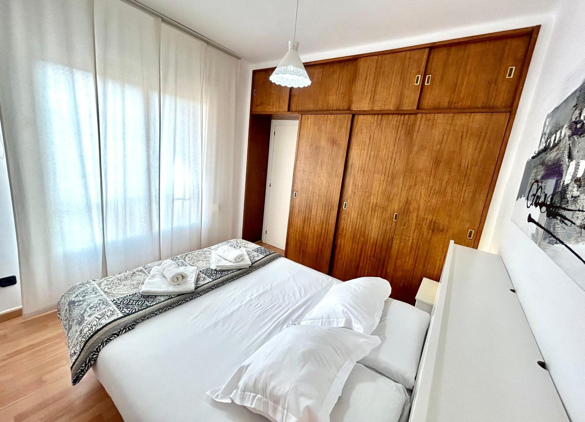 Apartment Carrer D'Olesa Барселона Екстериор снимка