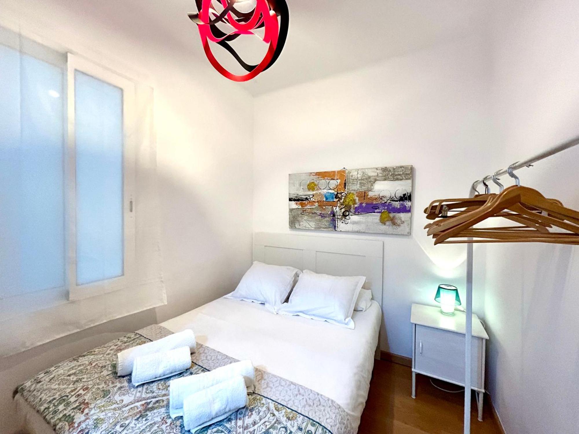 Apartment Carrer D'Olesa Барселона Екстериор снимка